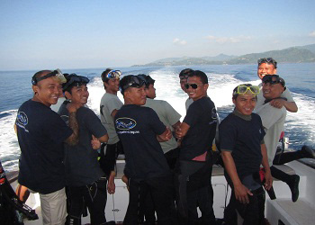 Pre-book your preferred AquaMarine Diving - Bali Dive Guide!