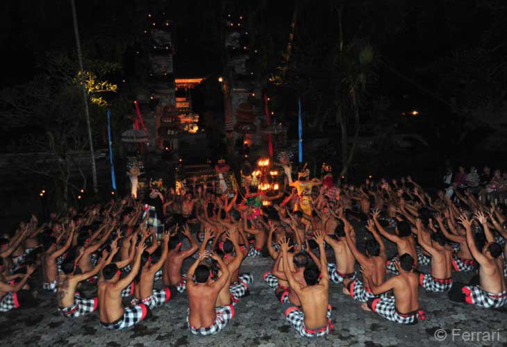 Kecak-Dance